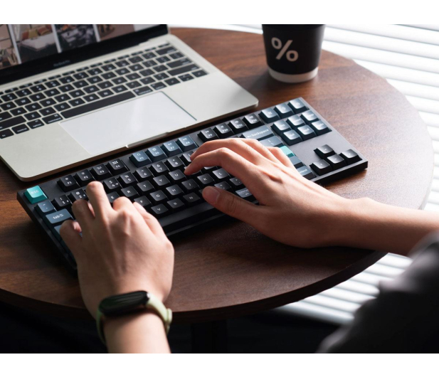 Keychron B33 Wireless Keyboard TKL Deep Black - 1507458 - zdjęcie 3